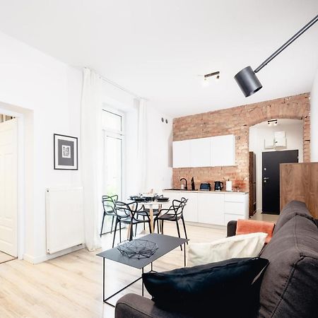 Apartamenty Pamiatkowa 11, 2 Rooms, Self Check In 24H Poznań Kültér fotó