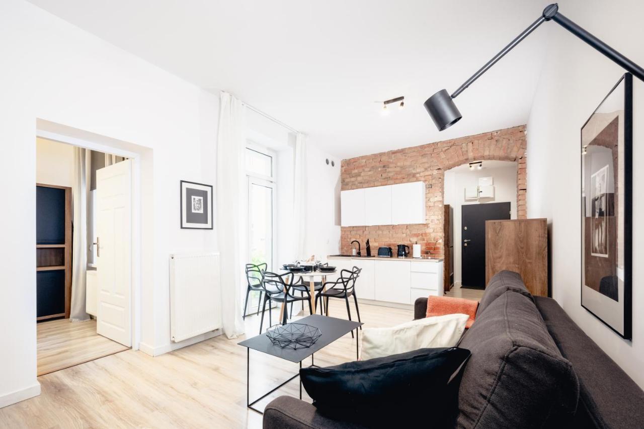 Apartamenty Pamiatkowa 11, 2 Rooms, Self Check In 24H Poznań Kültér fotó