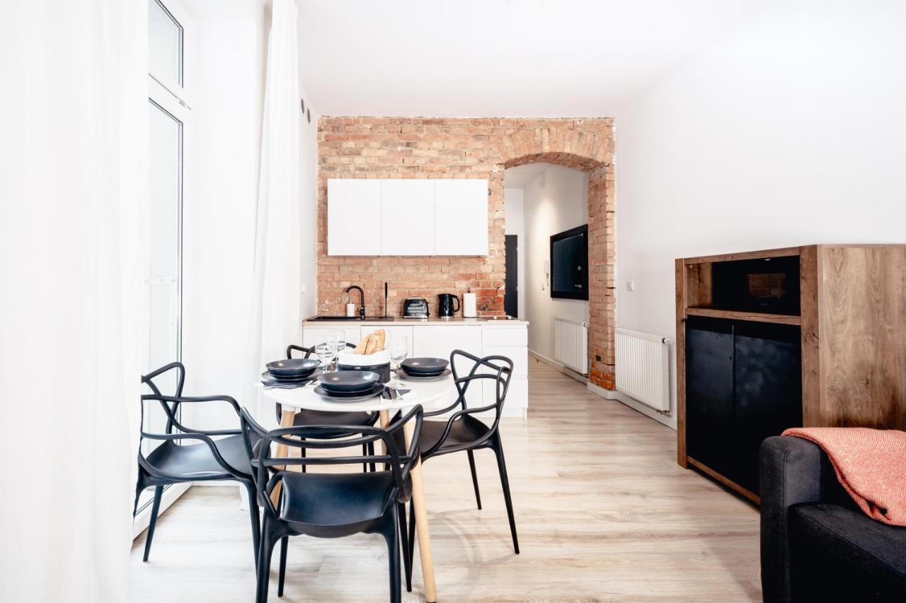 Apartamenty Pamiatkowa 11, 2 Rooms, Self Check In 24H Poznań Kültér fotó