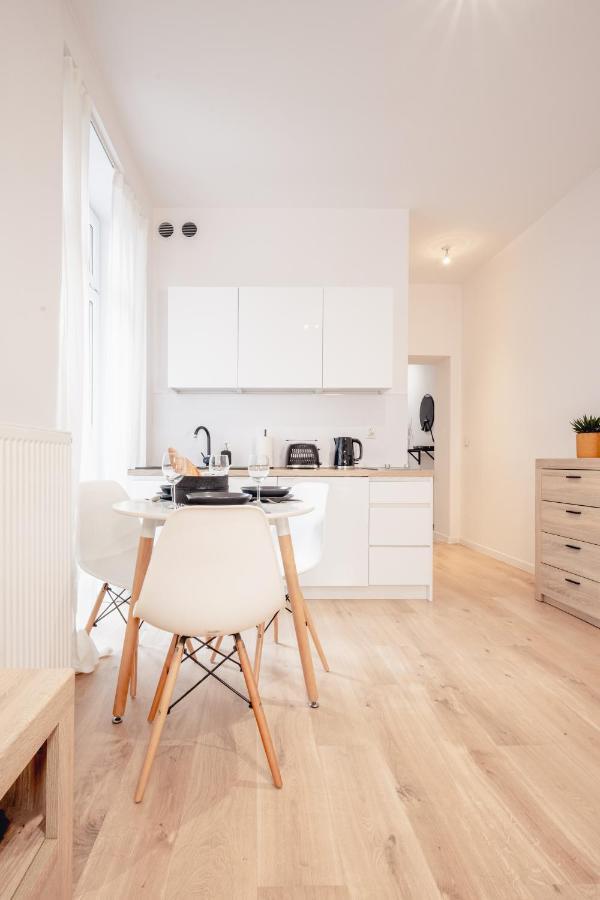 Apartamenty Pamiatkowa 11, 2 Rooms, Self Check In 24H Poznań Kültér fotó