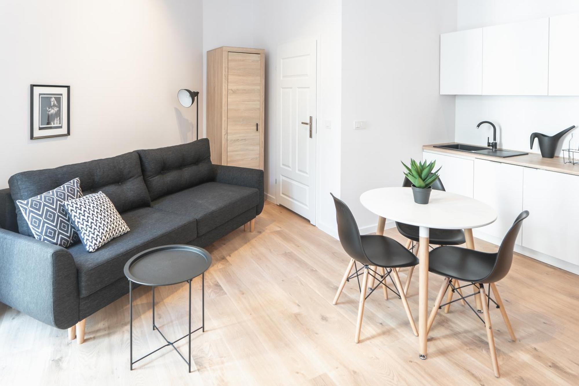 Apartamenty Pamiatkowa 11, 2 Rooms, Self Check In 24H Poznań Kültér fotó